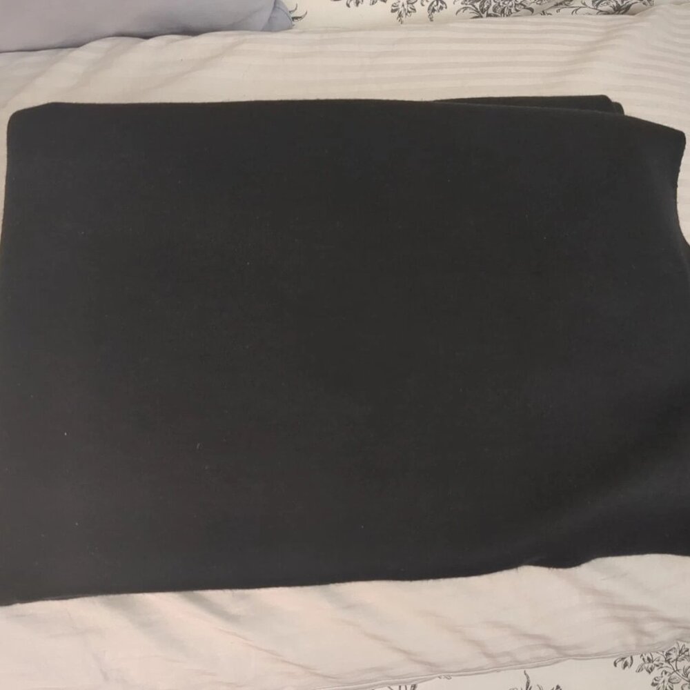Telio Nuvola sweater knit fabric 1.5 yards black Retails For $17/Yd ($25.50)